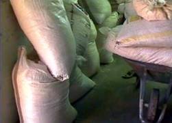 Feed%20bags%20on%20floor%20rodent%20risk